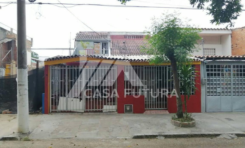 Oportunidad. vendo gigantesca casa para remodelar, arrendar o demoler! excelente ubicacion comercial!